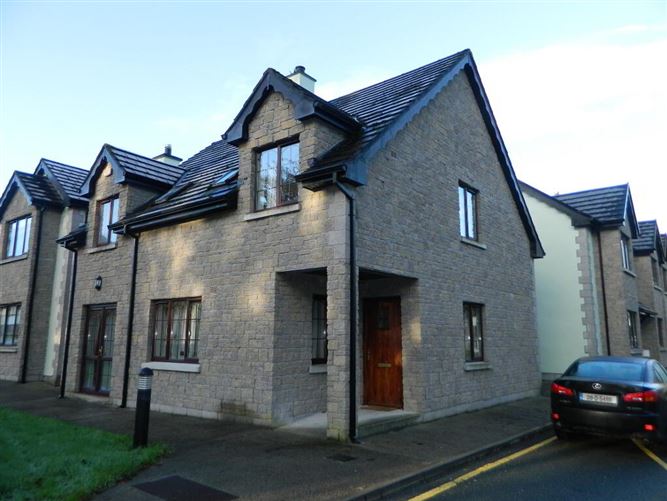 26 MacRagnaill Court, Lough Rynn, Mohill, Leitrim, Leitrim - REA Brady ...