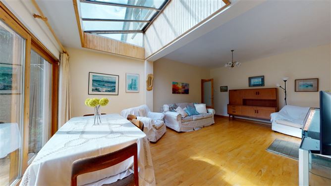 63 Avondale Road, Killiney, Co. Dublin