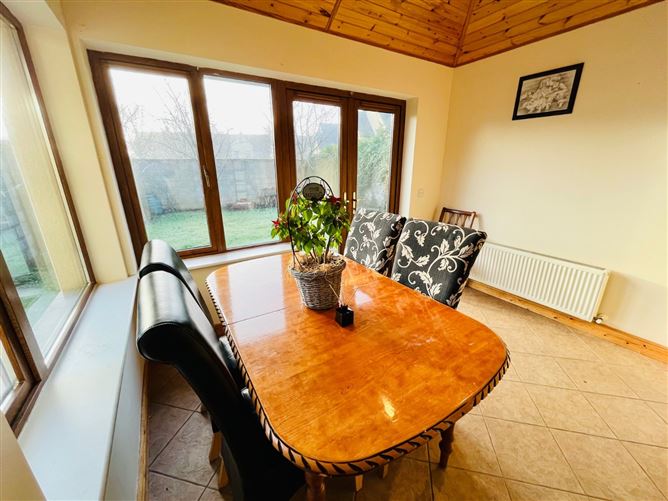 57 Springfield Grove, Rossmore Village, Dundrum Road, Tipperary Town