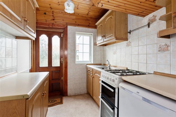 27 Saint Aidan's Park , Marino, Dublin 3