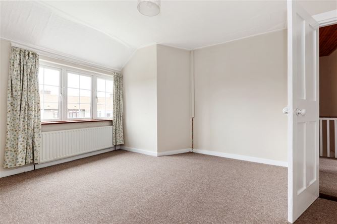 27 Saint Aidan's Park , Marino, Dublin 3