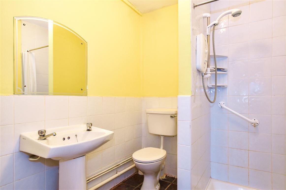 31 Davis Road, Shantalla, Galway 31 Davis Road, Shantalla, Galway