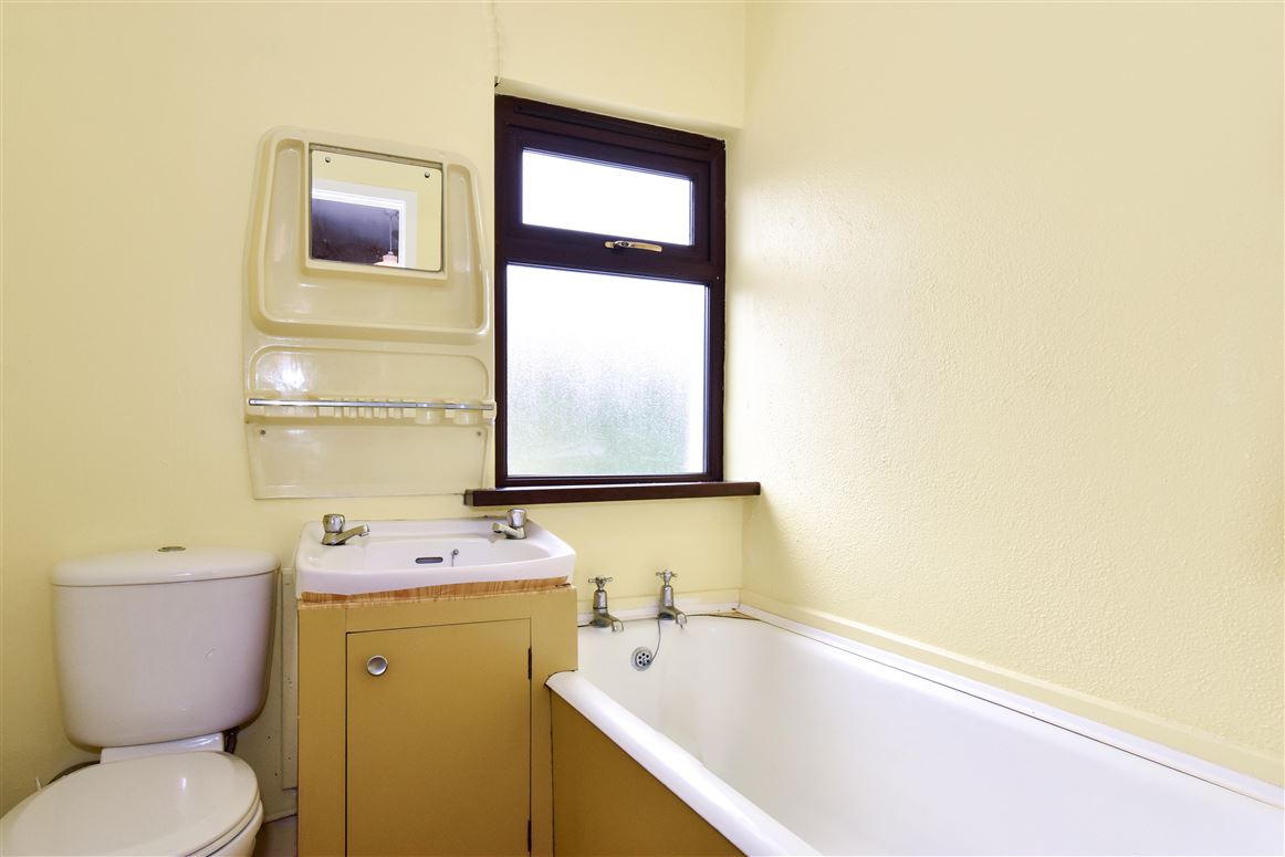 31 Davis Road, Shantalla, Galway 31 Davis Road, Shantalla, Galway