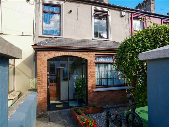 4 Springview Terrace, Commons Road, Cork Sherry FitzGerald Cork