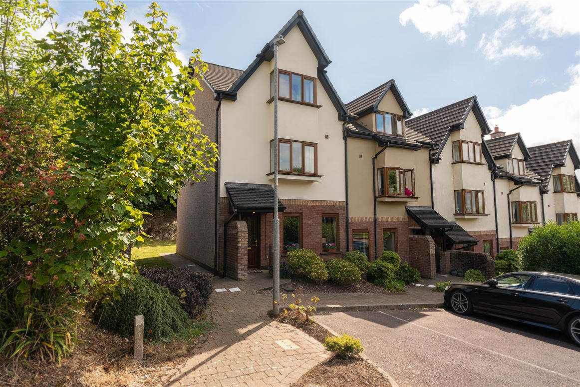 10 The Dales, Maryborough Woods, Douglas, Cork