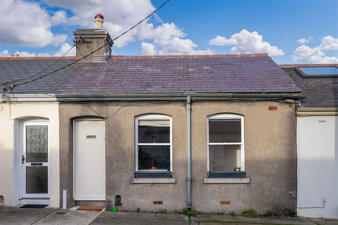 25 Findlater Street, Glasthule, County Dublin