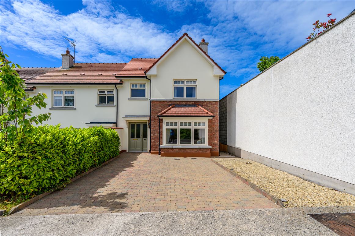 24 Holly Vale, Forest Hill, Carrigaline, Cork