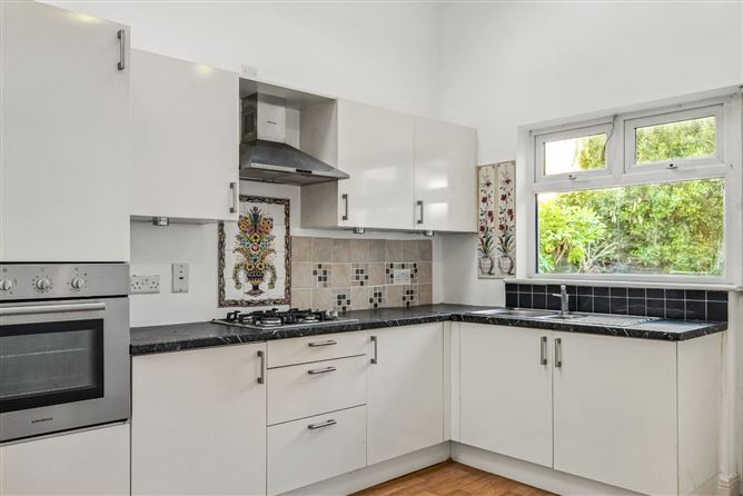 38 Saint Patrick's Cottages, Rathfarnham, Dublin 14