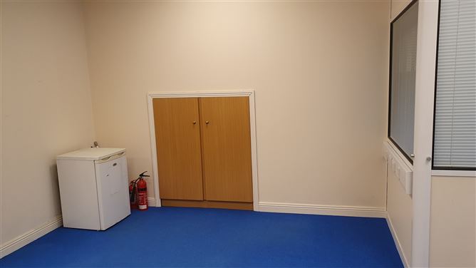 Unit B6 Centrepoint Business Park, Oak Road, Naas Road, Dublin 12