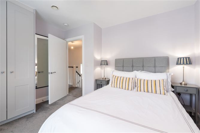 51 Bishops Gate, Kilternan, Dublin 18