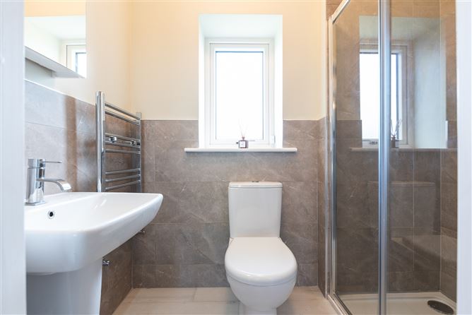 51 Bishops Gate, Kilternan, Dublin 18