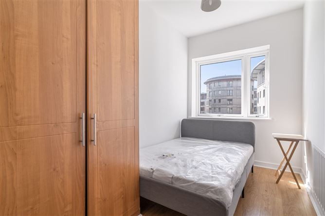 43 Beresford House, Custom House Square, IFSC, Dublin 1