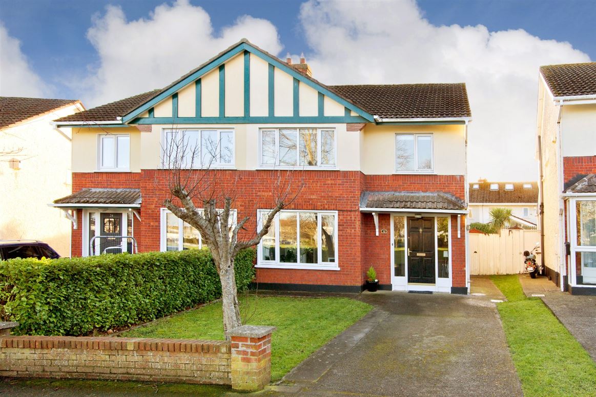 30 Glencairn Green, The Gallops, Leopardstown, Dublin 18