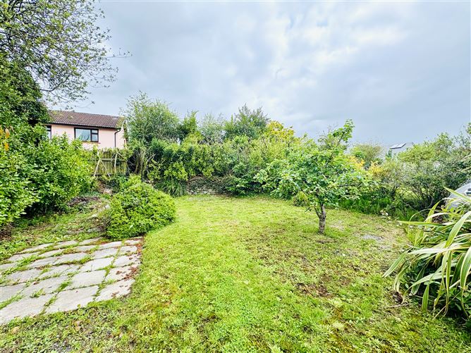 12 Monalee, Monavalley, Tralee, Kerry