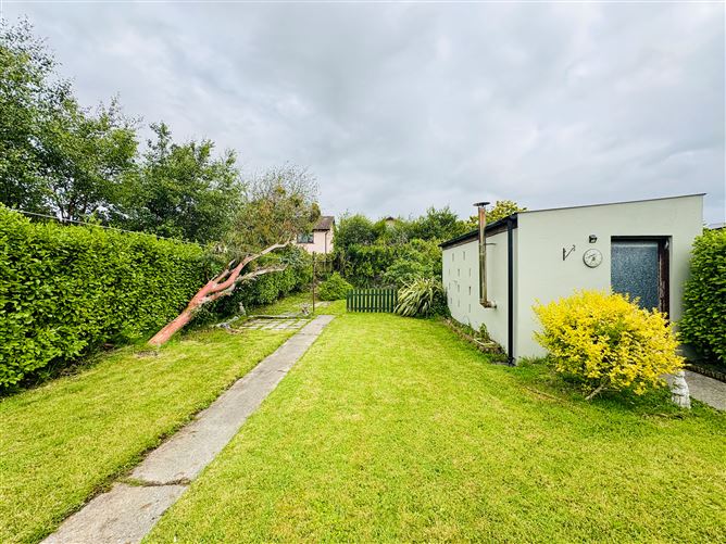 12 Monalee, Monavalley, Tralee, Kerry