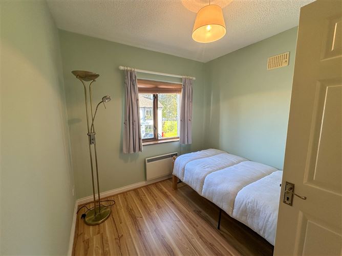 7 New Avenue Wood, Rahoon Road, Galway