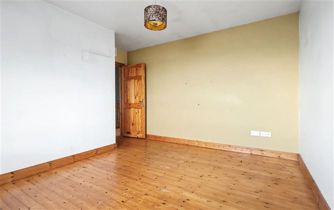 7 Sea View, Tullaghan, Leitrim