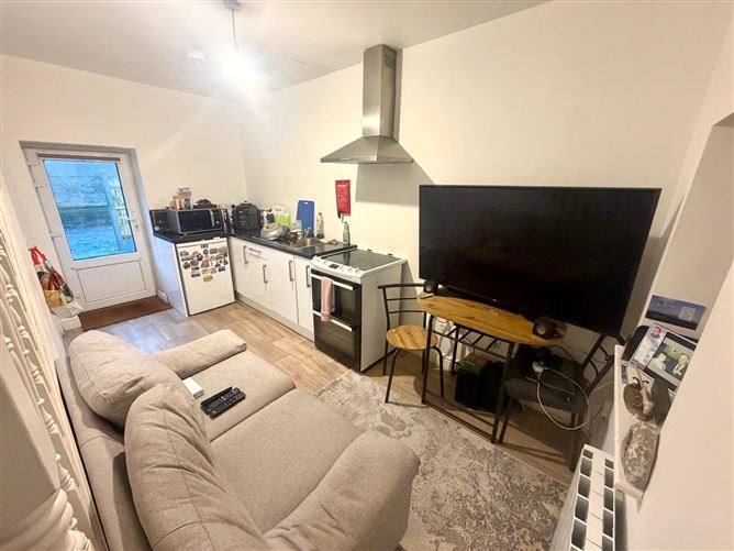 Yellow House & Mill House, Bunnanaddan, Ballymote, Co. Sligo