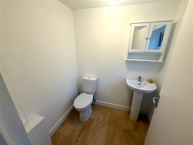 Yellow House & Mill House, Bunnanaddan, Ballymote, Co. Sligo