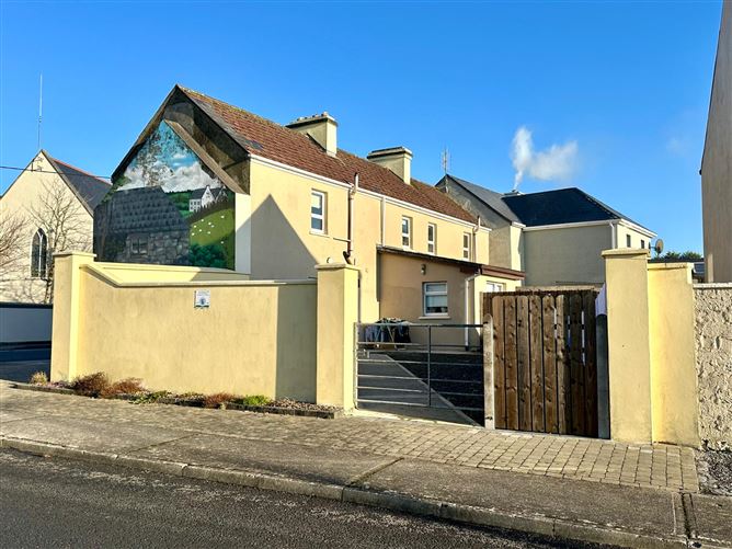 Yellow House & Mill House, Bunnanaddan, Ballymote, Co. Sligo