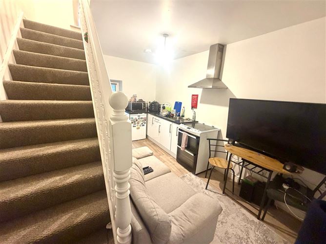 Yellow House & Mill House, Bunnanaddan, Ballymote, Co. Sligo