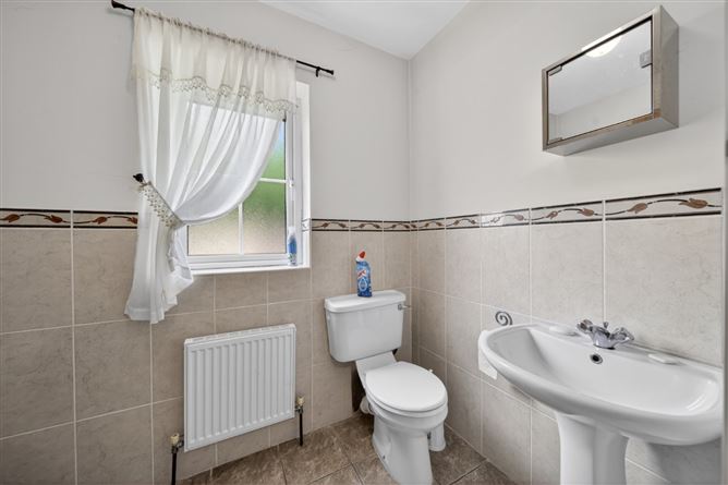 Photo 13 of 27 — 41 The Hawthorns, Killala Road, Ballina, Co. Mayo