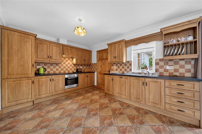 Photo 7 of 27 — 41 The Hawthorns, Killala Road, Ballina, Co. Mayo