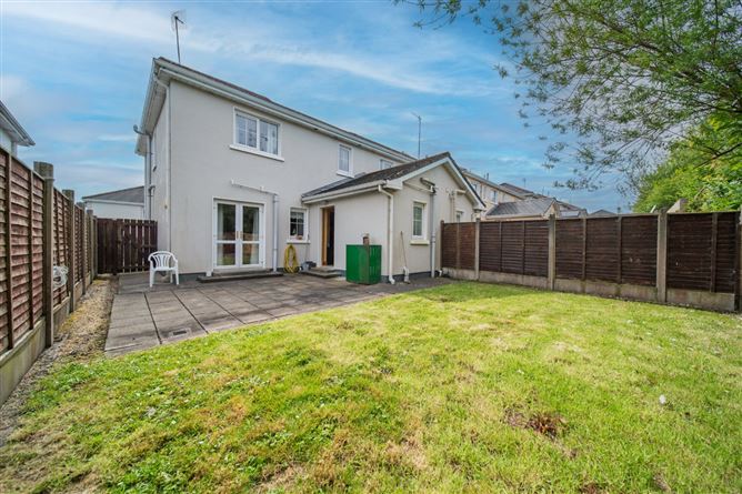Photo 23 of 27 — 41 The Hawthorns, Killala Road, Ballina, Co. Mayo