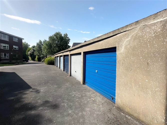 Photo 17 of 19 — 29 Rosevale Apartments, Howth Road, Raheny, Dublin 5