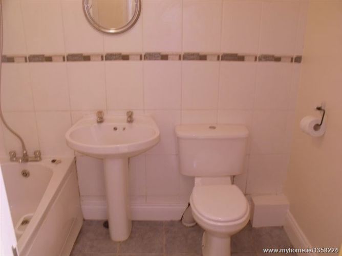 Photo 8 of 8 — 23 Lanesborough Square, Finglas, Dublin 11