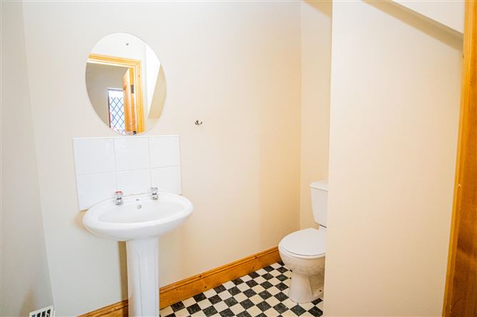 26 Castle Manor, Ferns, Wexford