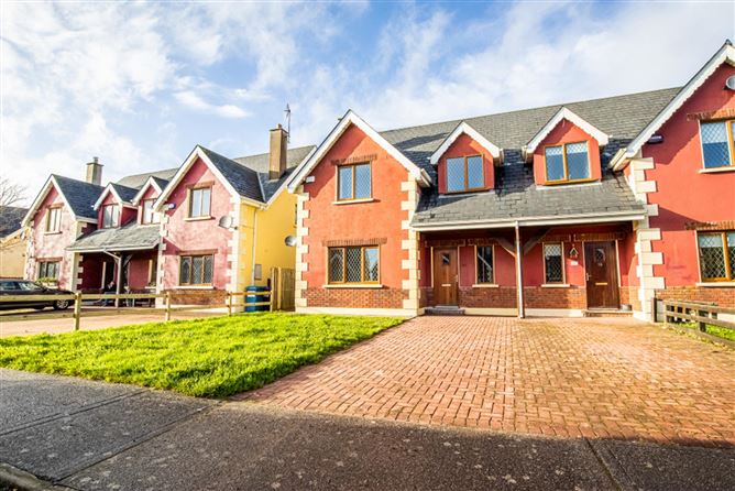 26 Castle Manor, Ferns, Wexford