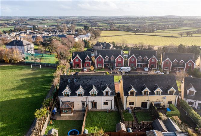 26 Castle Manor, Ferns, Wexford