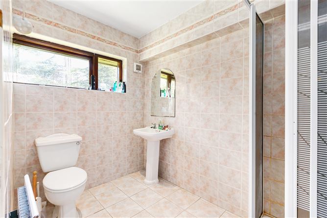 Rath Na nGall, Kilgobbin Road, Stepaside, Dublin 18