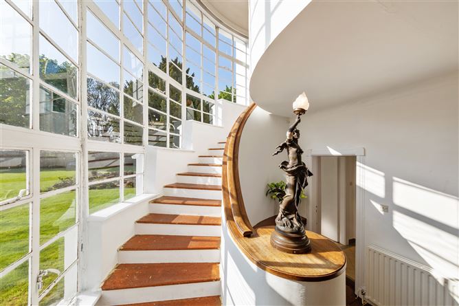 Fahanmura, Knocksinna, Foxrock, Dublin 18