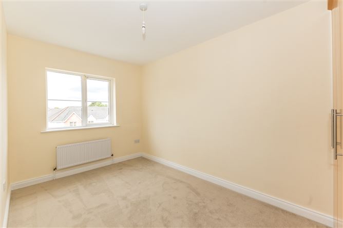 64 Summerseat Court, Clonee, Dublin 15