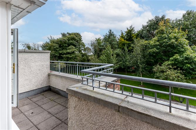 64 Summerseat Court, Clonee, Dublin 15