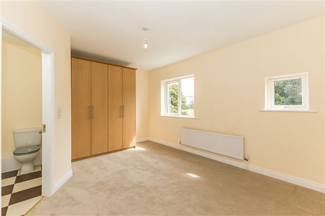 64 Summerseat Court, Clonee, Dublin 15