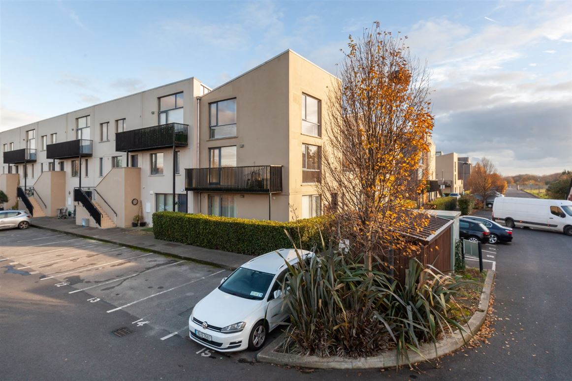 17 Parkview Grove, Finglas, Dublin 11