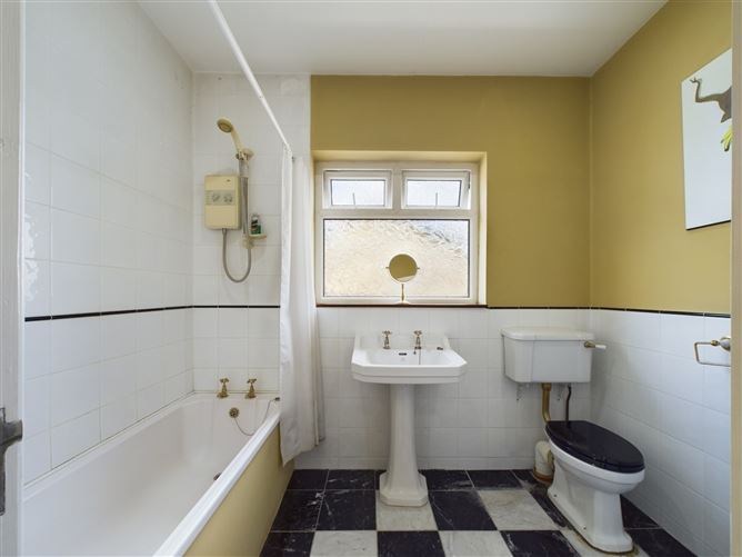 Lissadell, 21 Ashfield Park, Gort Road, Ennis, Co. Clare.