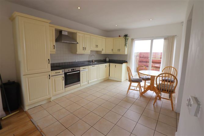 37 Cregg View, Oughterard, County Galway