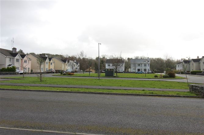37 Cregg View, Oughterard, County Galway