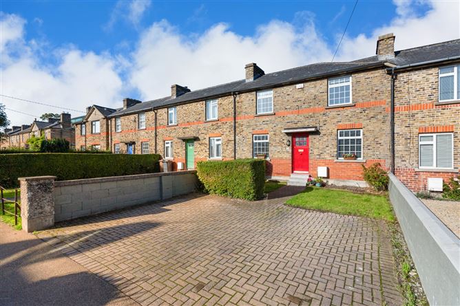 22 Devitt Villas, Glasthule, Co. Dublin