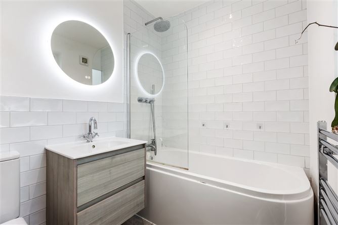 22 Devitt Villas, Glasthule, Co. Dublin