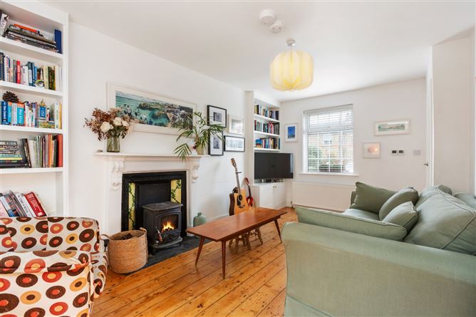 22 Devitt Villas, Glasthule, Co. Dublin