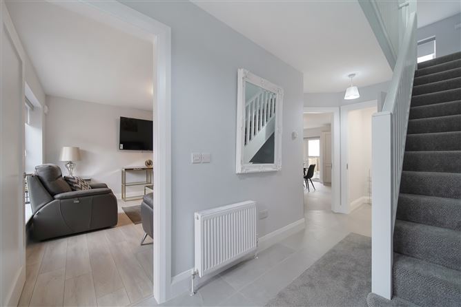 Photo 6 of 9 — 4 Bedroom Semi Detached, Lios an Chnoic, Carnamuggagh, Letterkenny, Co. Donegal