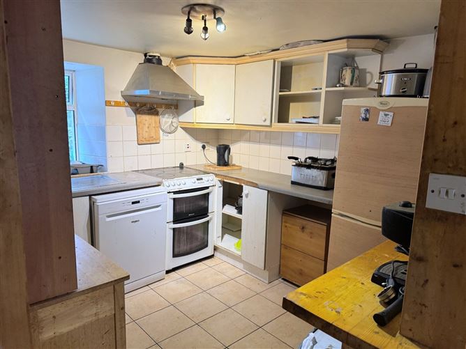 11 Skeffington St., Wexford Town