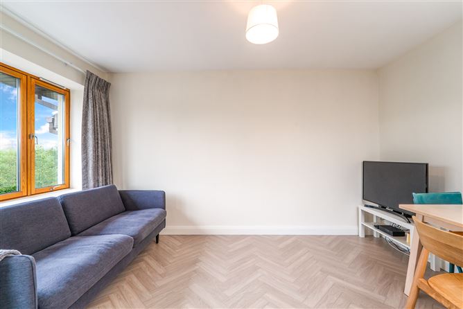 Photo 7 of 20 — 28 Belarmine Vale, Stepaside, Dublin 18