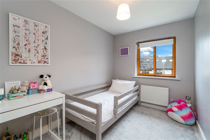 Photo 14 of 20 — 28 Belarmine Vale, Stepaside, Dublin 18