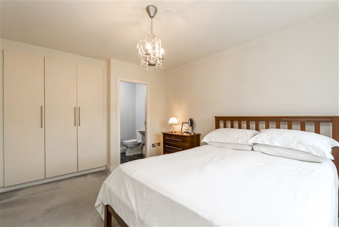 Photo 10 of 20 — 28 Belarmine Vale, Stepaside, Dublin 18